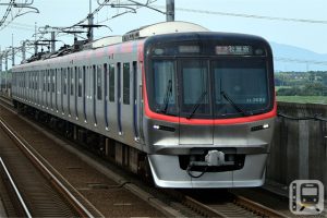 首都圈新都市铁道TX-3000系列车 (Katsumi Yokoyama)